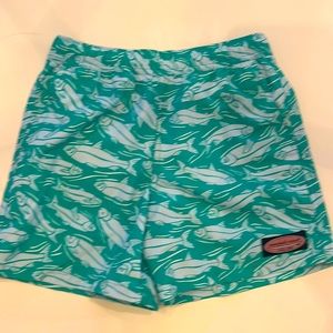 NWOT Vineyard Vines size 6 boys swimsuit.